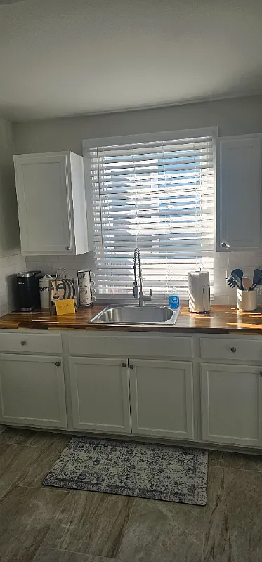 2 bed, 1.5 bath, $1,800 — Photo 2
