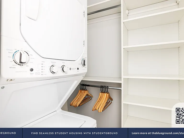 Washer/Dryer in Apartment