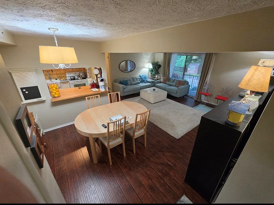 3 Stratford Dr #202