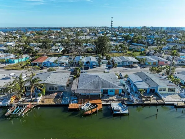 434 63rd St, Holmes Beach, FL 34217