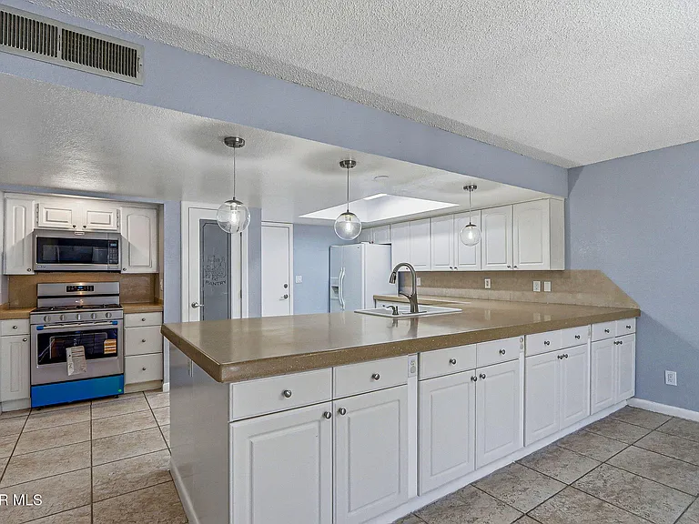 6141 Sierra Valle Ln — Photo 18