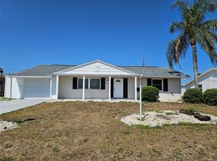 1104 Desert Hills Dr, Sun City Center, FL 33573