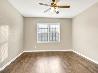 2433 Lazy River Dr, Raleigh, NC 27610