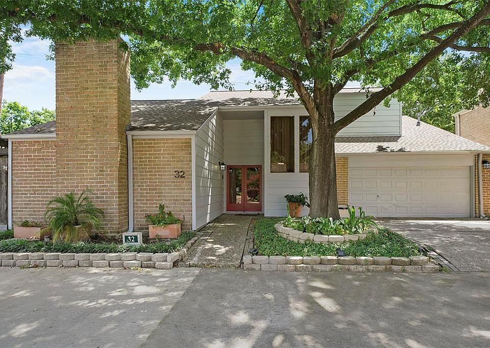 1st image of 12800 Briar Forest Dr Unit 32