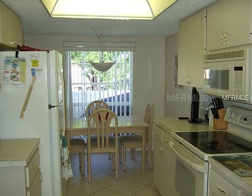 3rd image of 5232 Marsh Field Ln #10