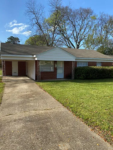 915 Grenada Dr Photo 1