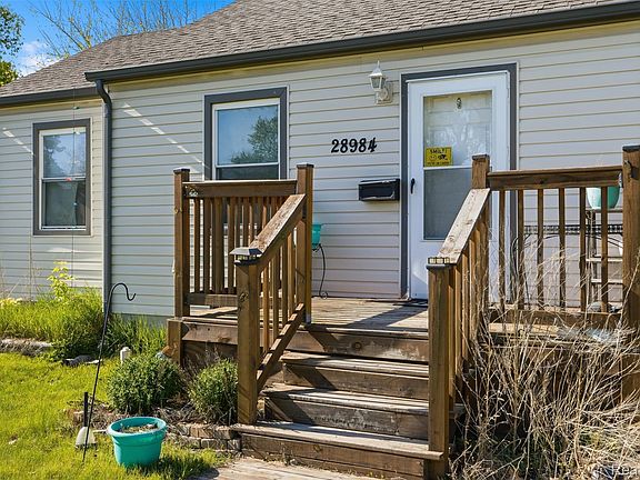 3rd image of 28984 Beechwood St
