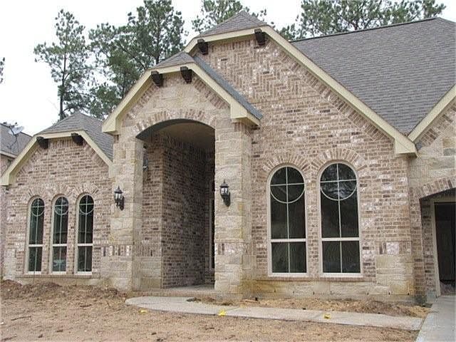 1st image of 47 N Beech Springs Cir