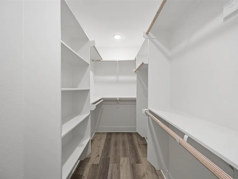 3405 Mount Pleasant St — Photo 14