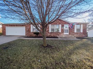 5241 N Burning Bush Rd, Columbia, MO 65202
