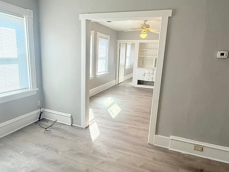 2705 Bryant Ave N #1 — Photo 2