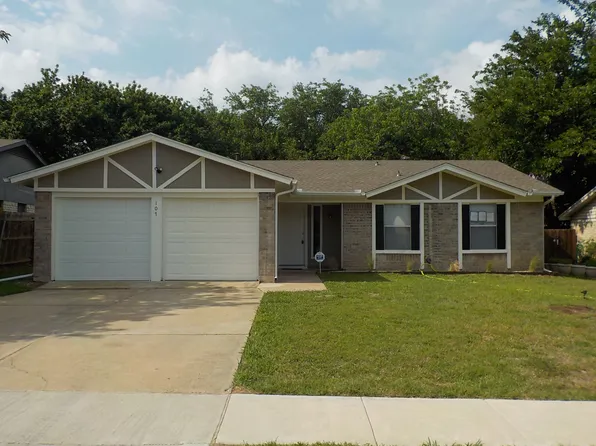 107 Hidalgo Ln, Arlington, TX 76014