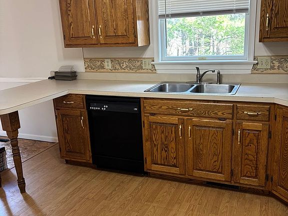 3rd image of 299 Acorn Cir #L-0115