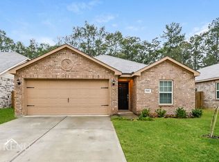 10462 Sweetwater Creek Dr, Cleveland, TX 77328