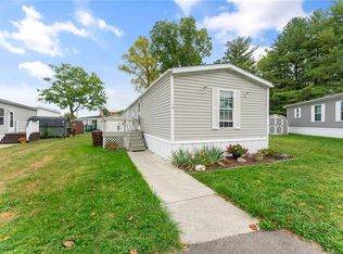 9555 Struthers Rd #7DB45F221, New Middletown, OH 44442