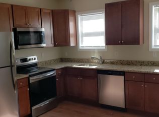 169 Washington St, Worcester, MA 01610