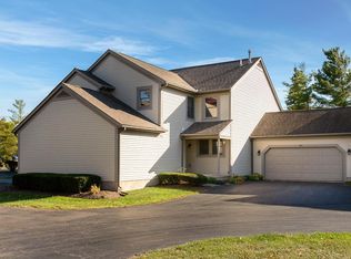 981 Pinewood Ln, Columbus, OH 43230