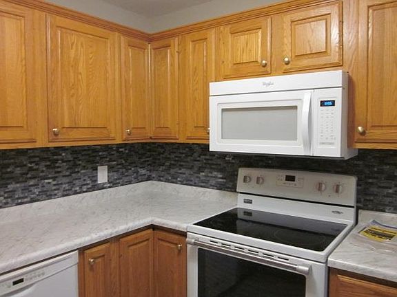 5th image of 2929 Sunnyside Dr #267D
