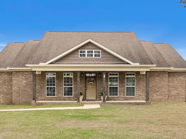 623 Skipper Rd, Dothan, AL 36301