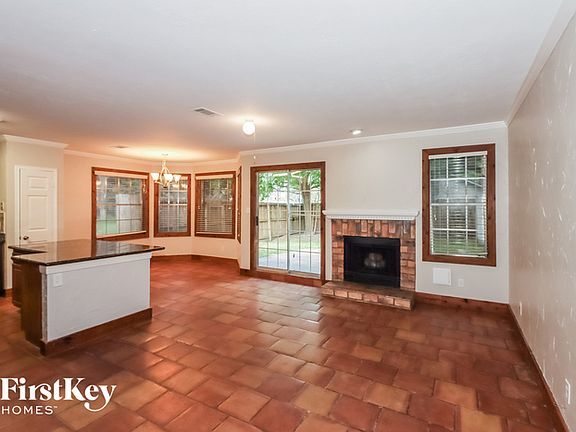 5th image of 5034 Rock Springs Dr
