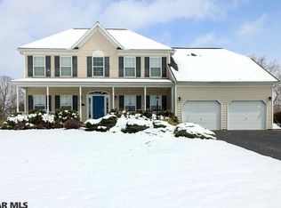 99 Saddle Ridge Rd, Port Matilda, PA 16870