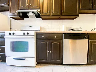 Rented by RealTegrity NY LLC