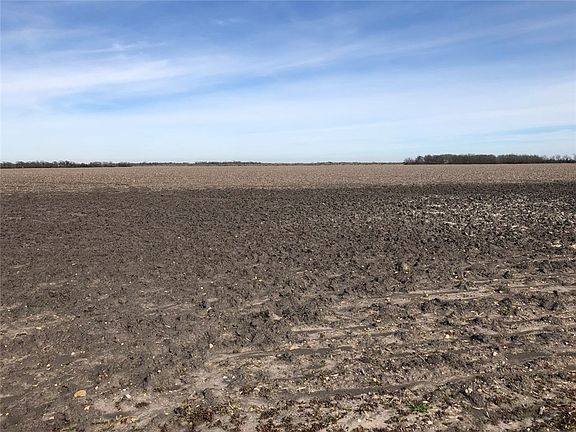 4th image of 951 County Road 464