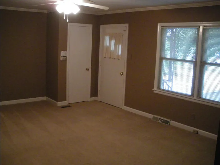3145 Whitesell Dr — Photo 22