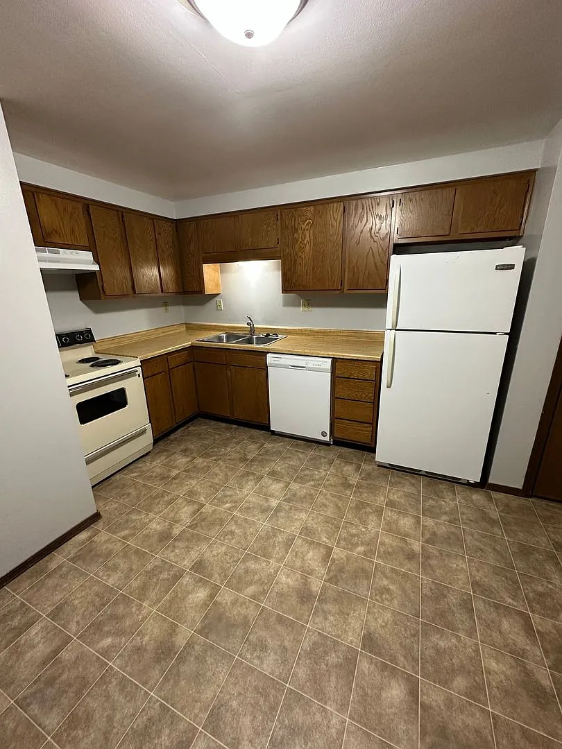 Building Photo - 412 Crystal Valley Dr