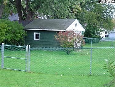 4th image of 1540 Patchen Ave SE