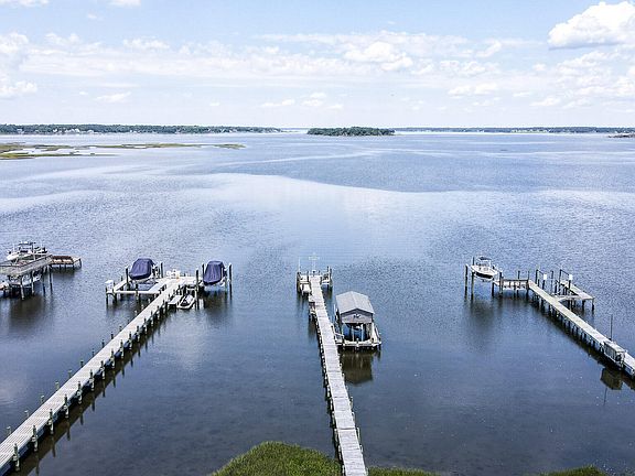 4th image of 125 Dolphin Bay Estates