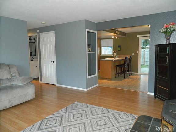 2nd image of 3191 Madrona Dr SE