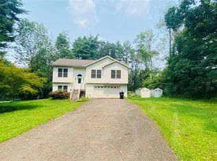 529 Tobey Rd, Apalachin, NY 13732
