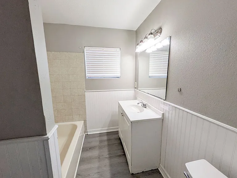 290 Hebert St — Photo 6