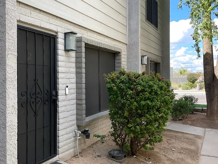 2635 E Harvard St #2 — Photo 7