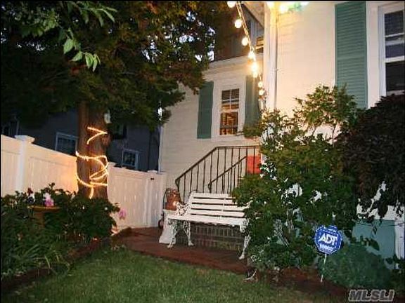 2nd image of 566 Harvard Ave