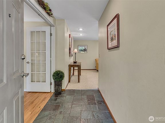 4th image of 1708 5th Street NE