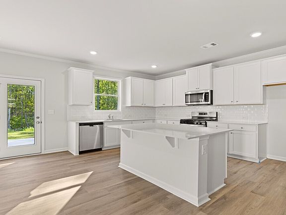 7th image of this home