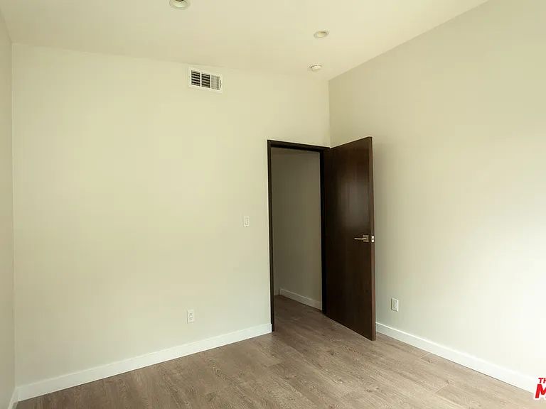 3015 Ocean Ave — Photo 20
