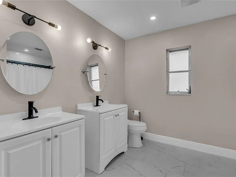 2544 Carlisle Pl — Photo 31