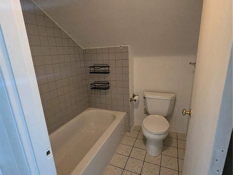 325 Outlook St — Photo 25