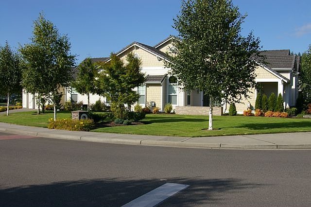 Beautiful corner unit with 2 patios