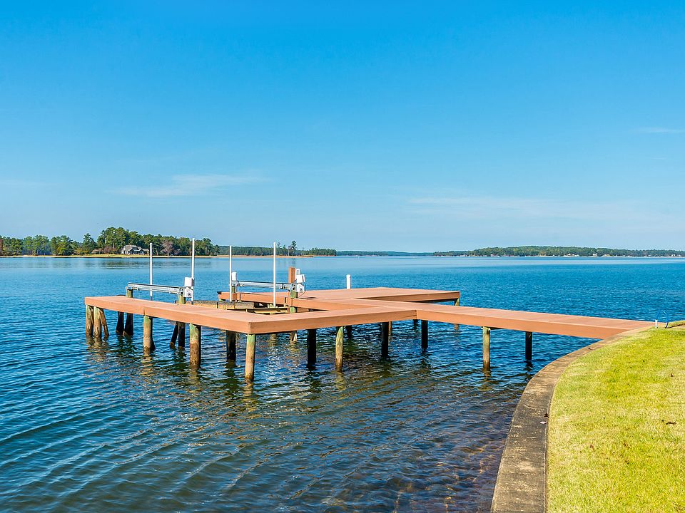 Pier