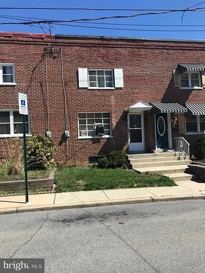 77 Wise Ave photo 1