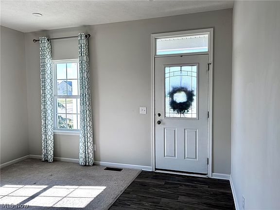 4th image of 4620 Briar Hill Dr