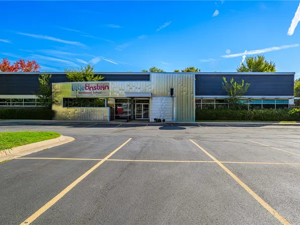 1110 SE Evergreen St #3, Bentonville, AR 72712