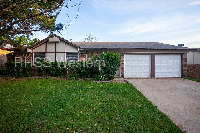 1st image of 5620 Macaskill Dr