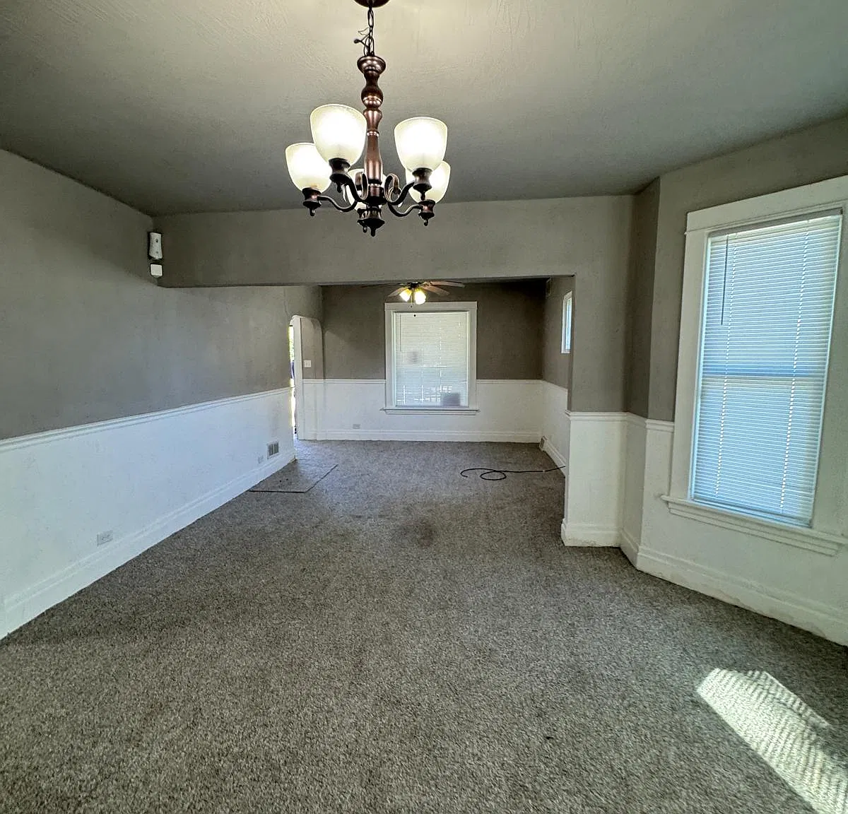 4 bed, 2100 sqft, $2,600 — Photo 4