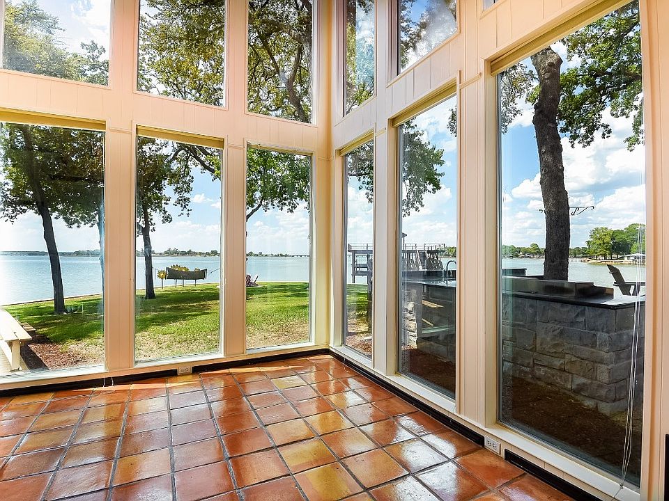 1st image of 112 Causeway Ct