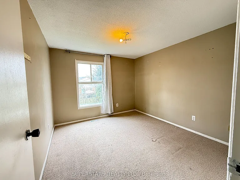 24 Oakhaven Dr — Photo 7